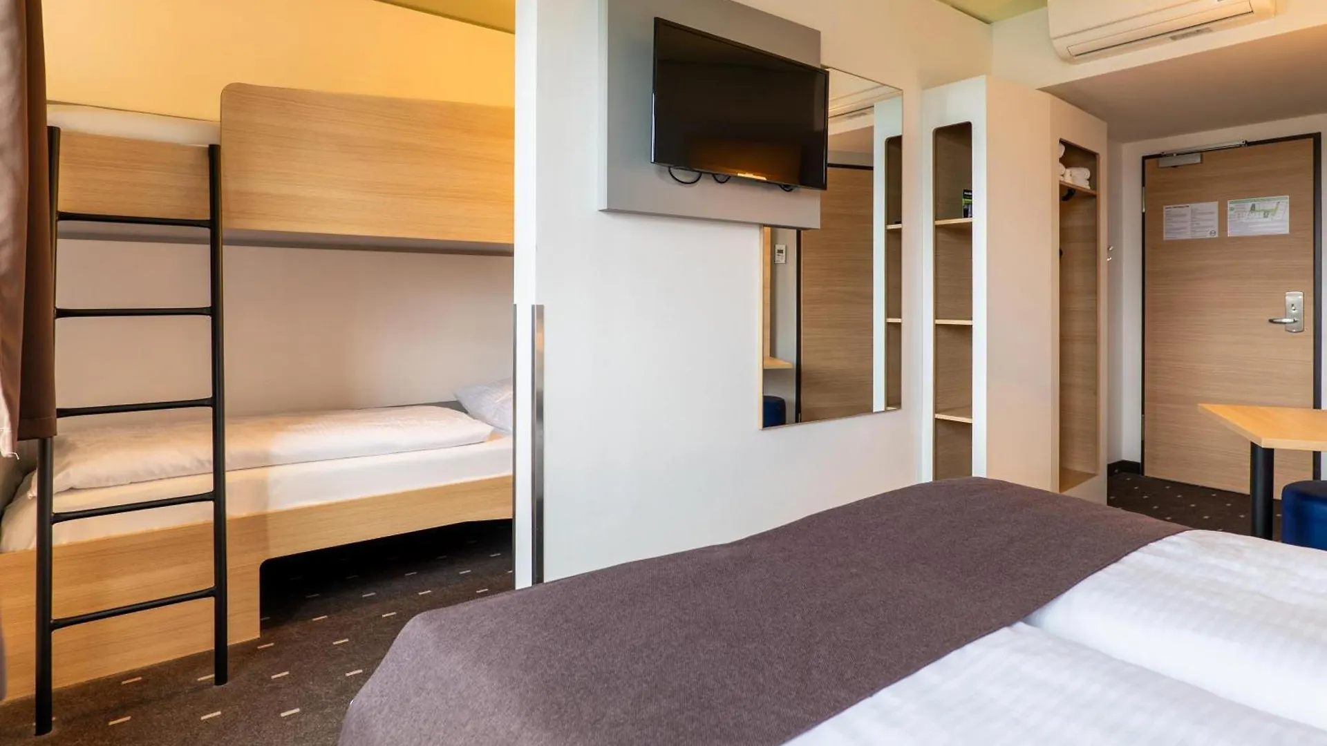 B&B Hotel Stuttgart-Airport/Messe 3*, Stuttgart Almanya