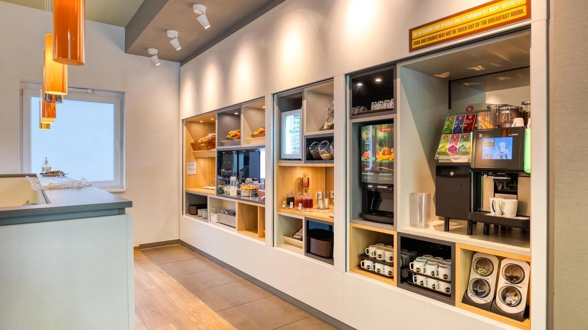B&B Hotel Stuttgart-Airport/Messe