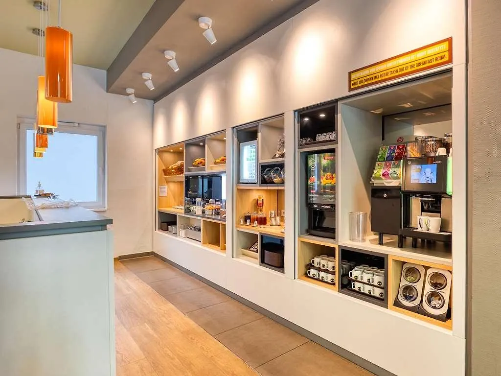 B&B Hotel Stuttgart-Airport/Messe