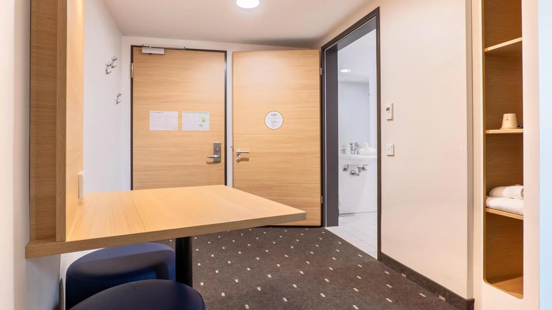 B&B Hotel Stuttgart-Airport/Messe 3*, Stuttgart Tyskland