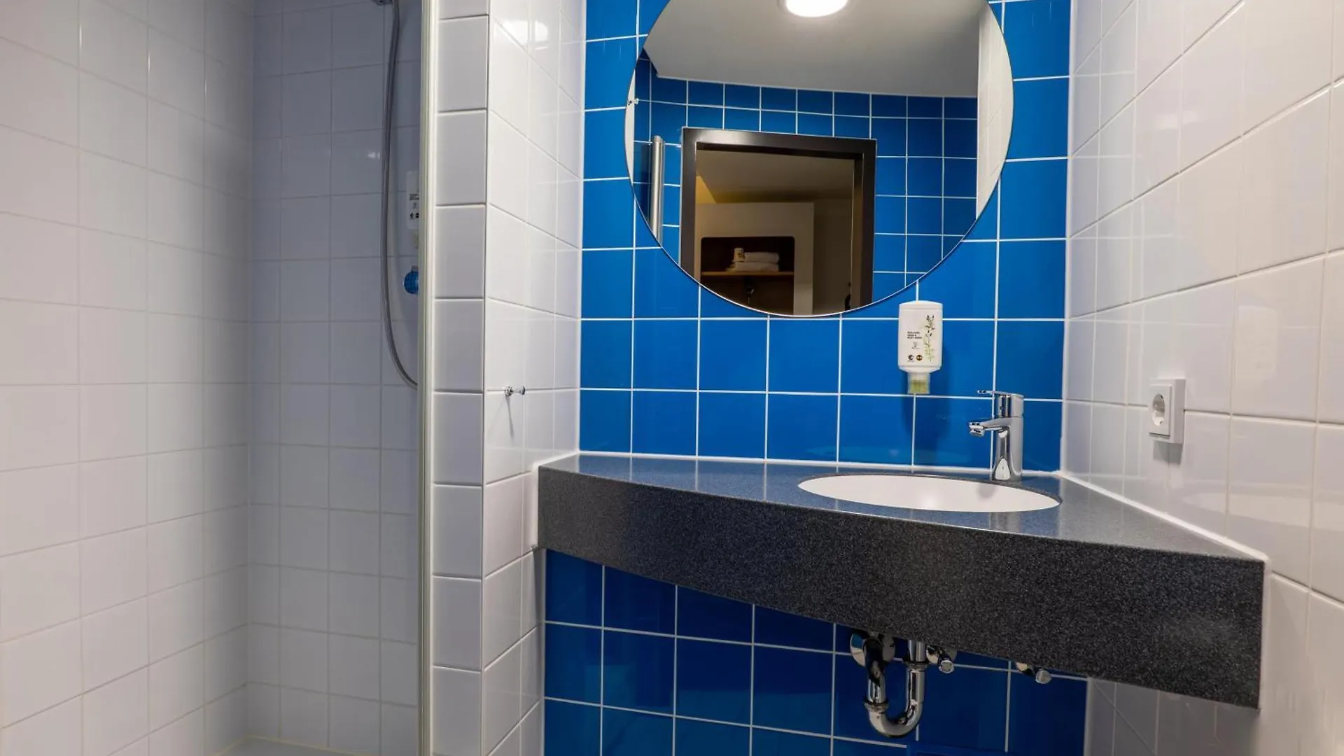B&B Hotel Stuttgart-Airport/Messe